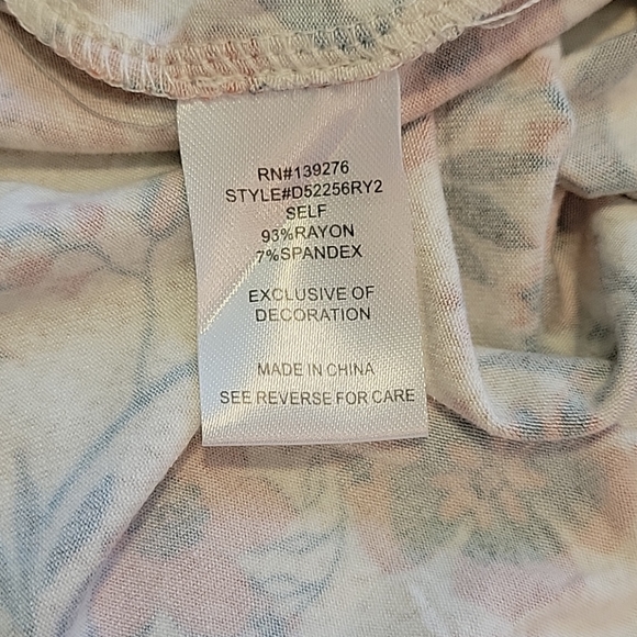 Stitch Fix dress, 3/4 sleeve - Picture 6 of 7